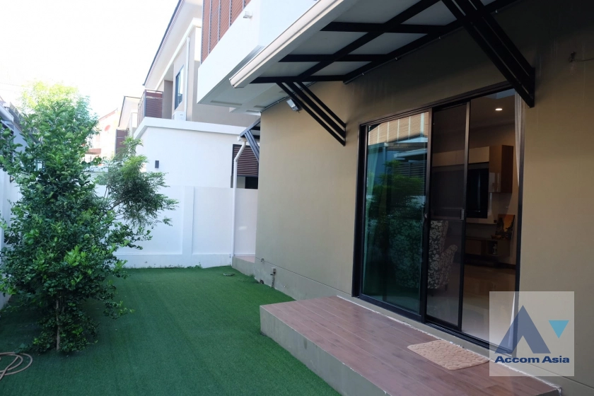 23  4 br House for rent and sale in Bang Na ,Bangkok  at Private Environment Space AA40652