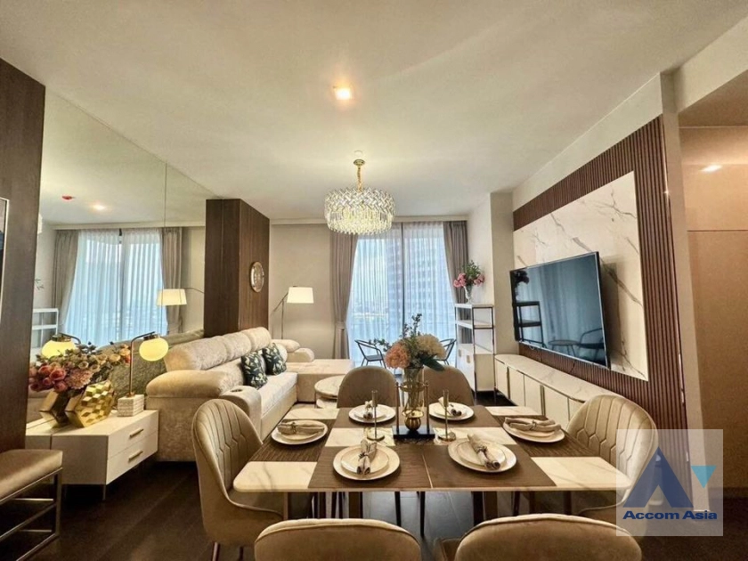  3 Bedrooms  Condominium For Rent & Sale in Sukhumvit, Bangkok  near BTS Phrom Phong (AA40665)