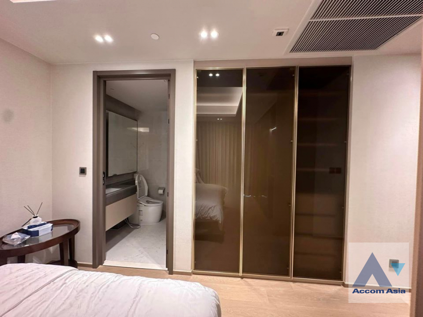 10  2 br Condominium For Rent in Ploenchit ,Bangkok BTS Ploenchit at Tonson One Residence AA40667