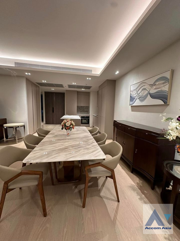 4  2 br Condominium For Rent in Ploenchit ,Bangkok BTS Ploenchit at Tonson One Residence AA40667