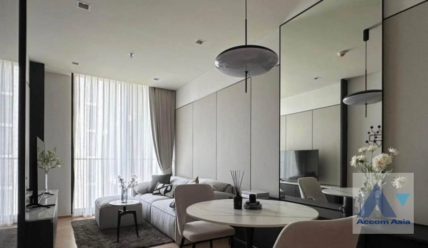 Fully Furnished |  Noble Around Sukhumvit 33 Condominium  1 Bedroom for Rent BTS Phrom Phong in Sukhumvit Bangkok