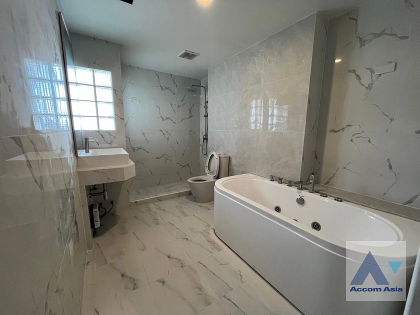 14  3 br Condominium for rent and sale in Sukhumvit ,Bangkok BTS Asok - MRT Sukhumvit at The Concord AA40676