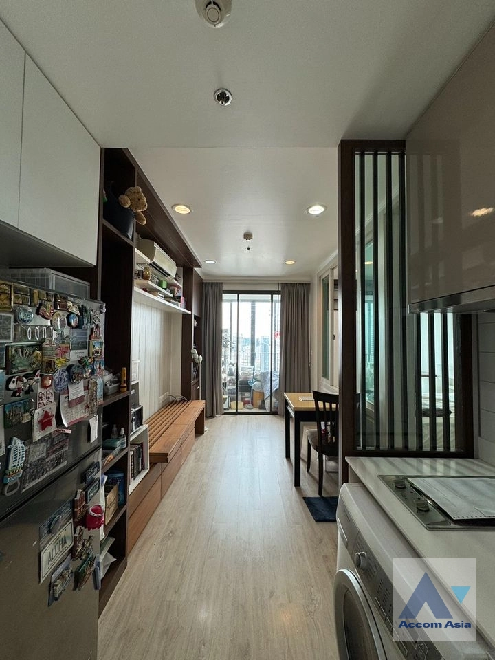 IDEO Q Ratchathewi Condominium  1 Bedroom for Sale BTS Ratchathewi in  