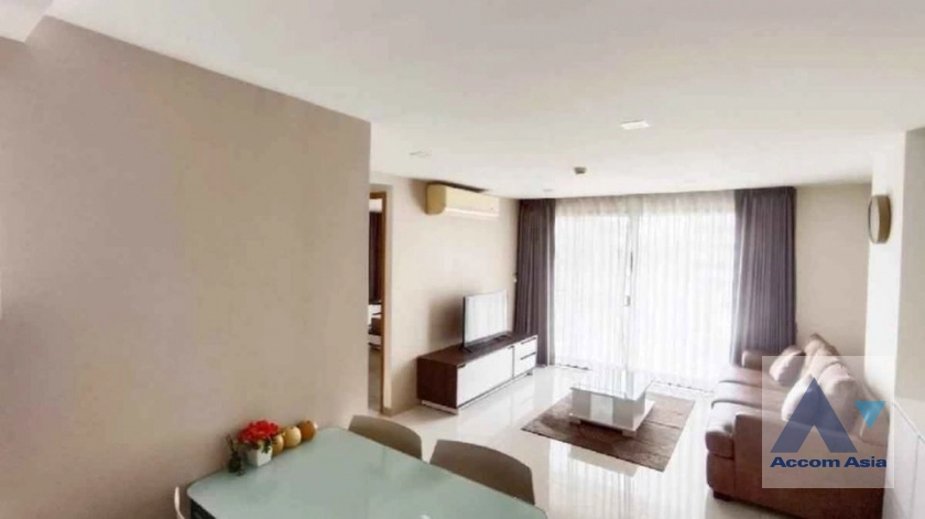 unit 2 Bedrooms  Condominium For Rent in Sukhumvit, Bangkok  near BTS Ekkamai (AA40684)