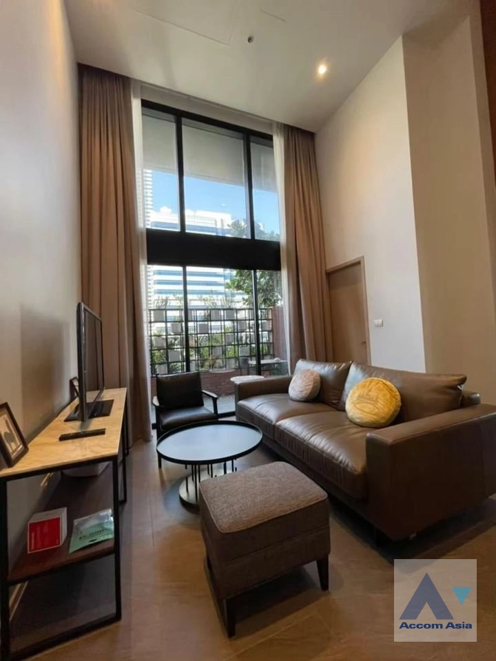 unitFully Furnished |  2 Bedrooms  Condominium For Rent in Silom, Bangkok  near BTS Surasak (AA40691)