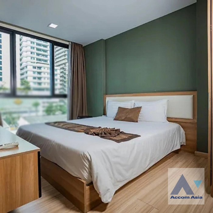 unit 1 Bedroom  Apartment For Rent in Sukhumvit, Bangkok  near BTS Ekkamai (AA40695)