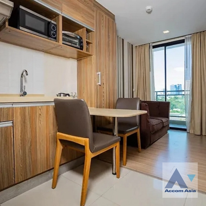 unit 1 Bedroom  Apartment For Rent in Sukhumvit, Bangkok  near BTS Ekkamai (AA40695)