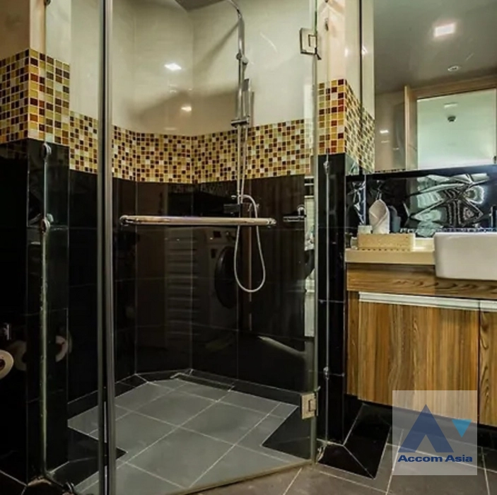 5  1 br Apartment For Rent in Sukhumvit ,Bangkok BTS Ekkamai at Modern Style AA40699