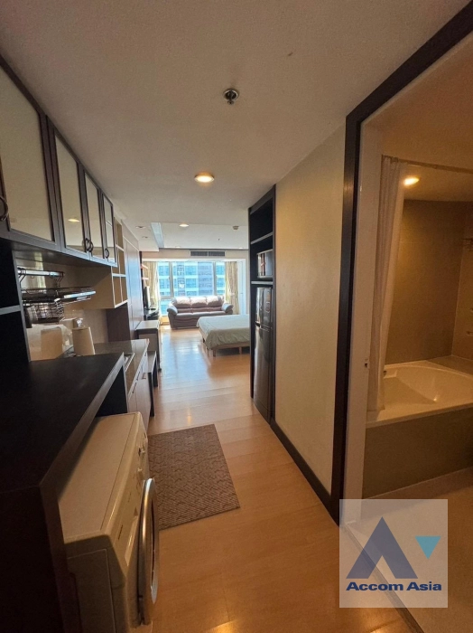  1  Condominium For Rent in Sukhumvit ,Bangkok BTS Nana at The Trendy Sukhumvit 13 AA40702