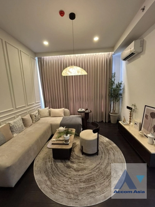 Park Origin Thonglor Condominium  1 Bedroom for Sale BTS Thong Lo in Sukhumvit Bangkok