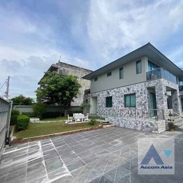 20  5 br House for rent and sale in Dusit ,Bangkok  AA40722