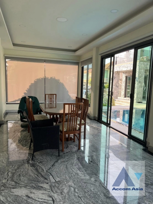 7  5 br House for rent and sale in Dusit ,Bangkok  AA40722