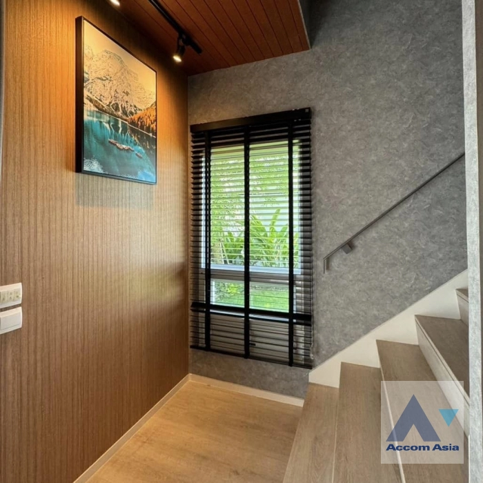 5  4 br House For Rent in Pattanakarn ,Bangkok  at Mantana Bangna-Wongwaen AA40724