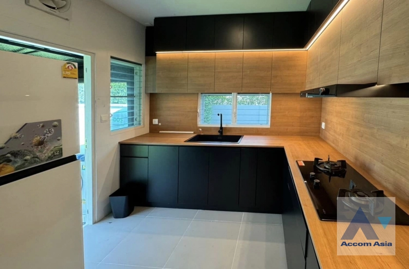 unitFully Furnished |  Contemporary home with custom wood interiors at Mantana Bangna (AA40724)