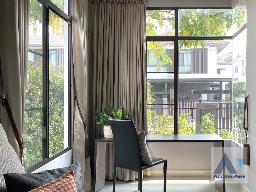 8  4 br House For Rent in Pattanakarn ,Bangkok  at Mantana Onnut-Wongwaen 3 AA40726