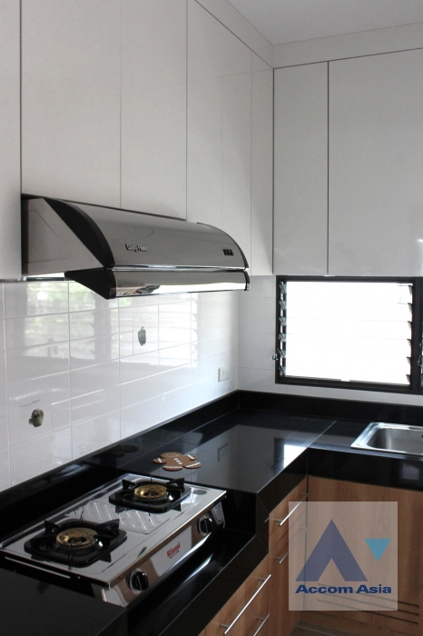 6  4 br House For Rent in Pattanakarn ,Bangkok  at Mantana Onnut-Wongwaen 3 AA40726