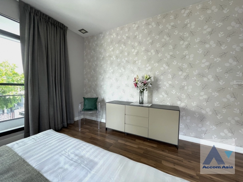 16  4 br House For Rent in Pattanakarn ,Bangkok  at Mantana Onnut-Wongwaen 3 AA40726