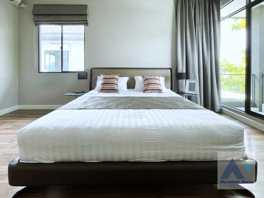 10  4 br House For Rent in Pattanakarn ,Bangkok  at Mantana Onnut-Wongwaen 3 AA40726