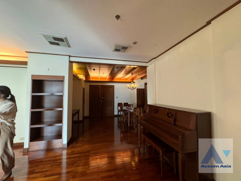  1  2 br Condominium For Rent in Ploenchit ,Bangkok BTS Chitlom at Grand Langsuan AA40743