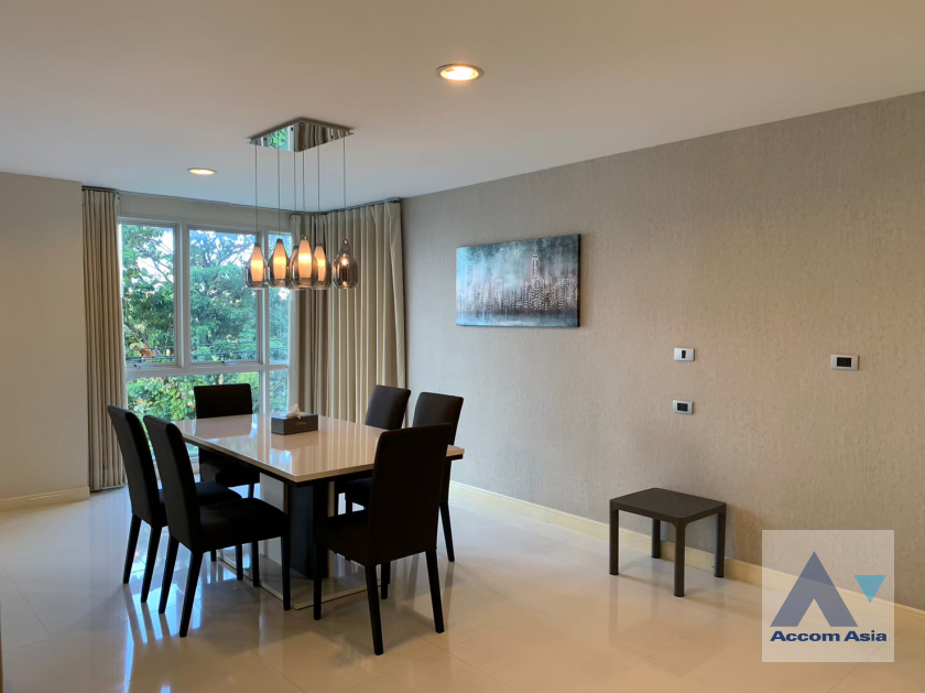 unit 3 Bedrooms  Condominium For Rent in Sukhumvit, Bangkok  near BTS Phrom Phong (AA40746)