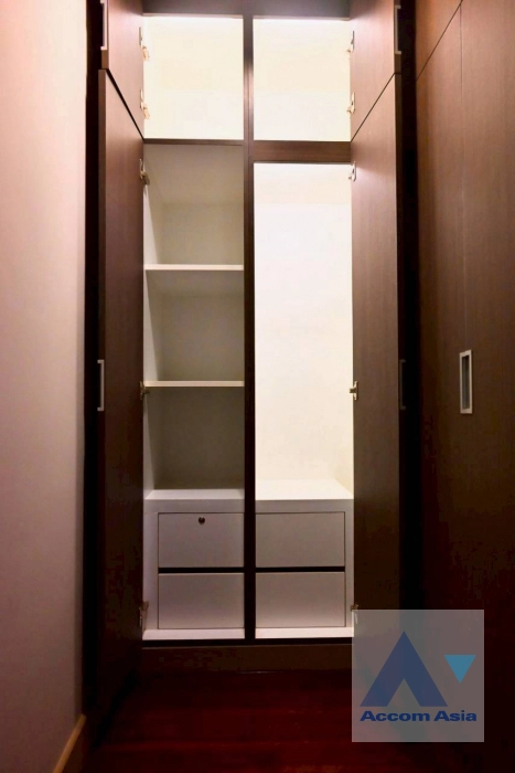 19  2 br Apartment for rent and sale in Sukhumvit ,Bangkok  at Modern Apartment AA40750