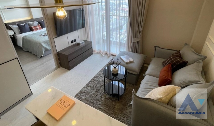  Cooper Siam condominium Condominium  1 Bedroom for Rent   in Ploenchit Bangkok