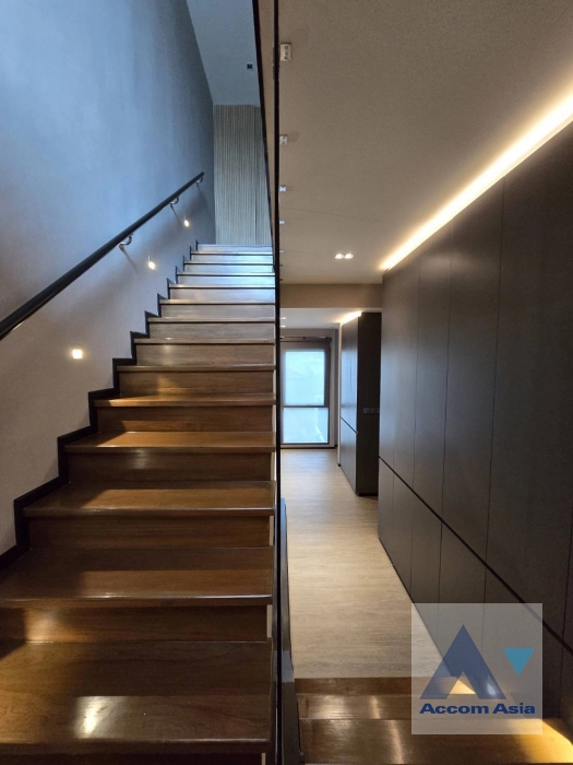 5  3 br House For Sale in Ratchadaphisek ,Bangkok MRT Phetchaburi at Prime Nine Ekamai AA40762