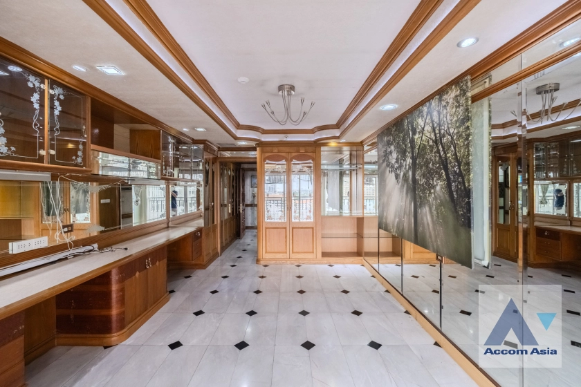 12  4 br Condominium For Rent in Sathorn ,Bangkok BTS Sala Daeng - MRT Lumphini at Sathorn Park Place AA40769