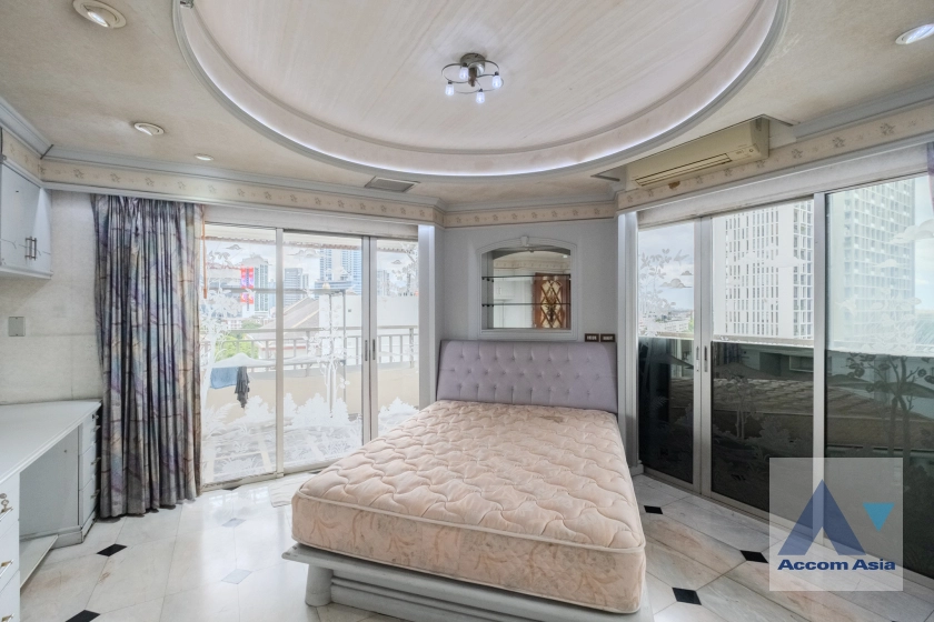 16  4 br Condominium For Rent in Sathorn ,Bangkok BTS Sala Daeng - MRT Lumphini at Sathorn Park Place AA40769