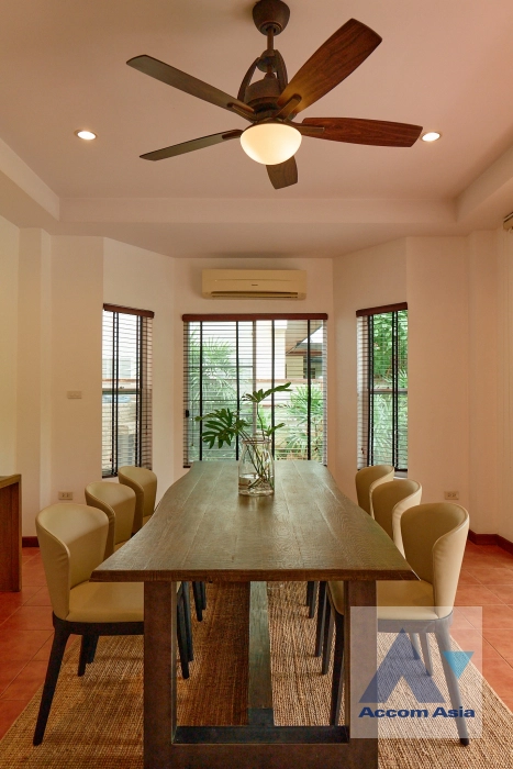 5  4 br House For Rent in Sukhumvit ,Bangkok BTS Phrom Phong 9002001