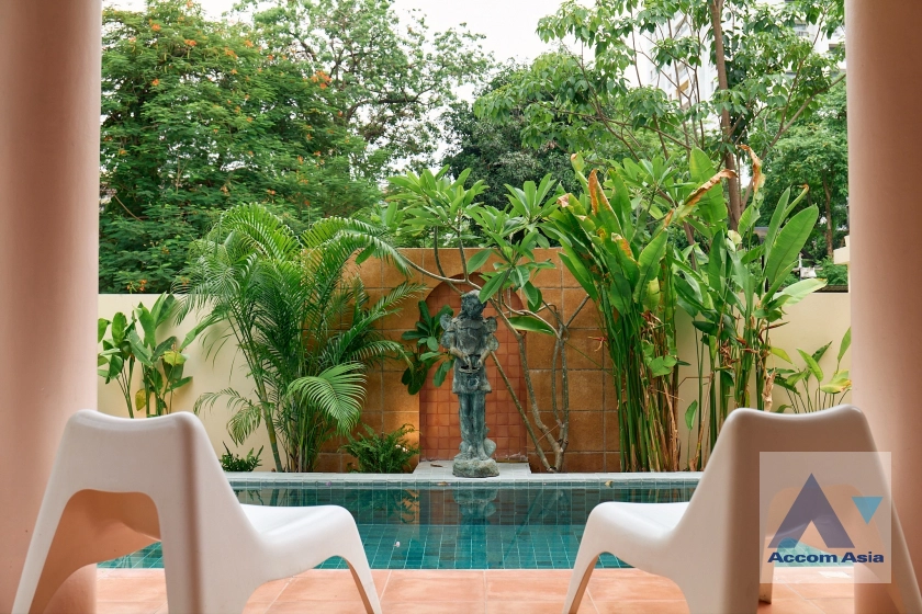 20  4 br House For Rent in Sukhumvit ,Bangkok BTS Phrom Phong 9002001