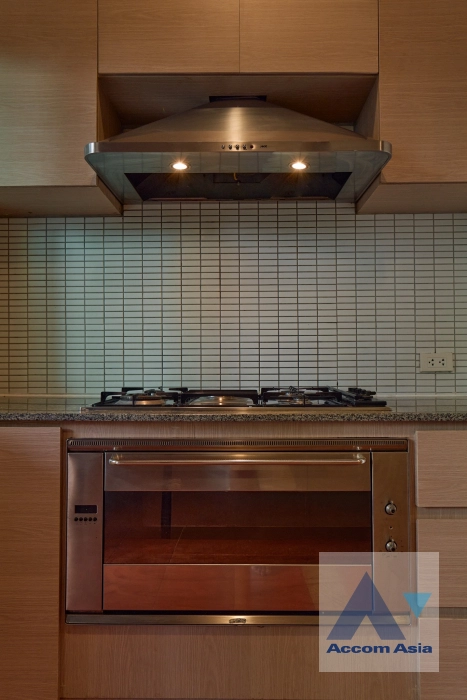 10  4 br House For Rent in Sukhumvit ,Bangkok BTS Phrom Phong 9002001