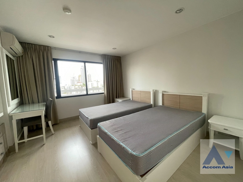 6  2 br Apartment for rent and sale in Sukhumvit ,Bangkok BTS Asok - MRT Sukhumvit at Spacious Room AA40774