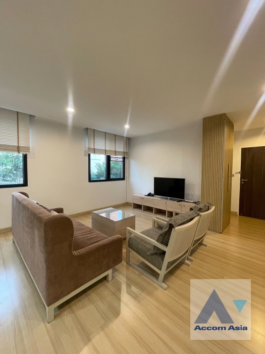  1  2 br Apartment For Rent in Sukhumvit ,Bangkok BTS Asok - MRT Sukhumvit at Spacious Room AA40775