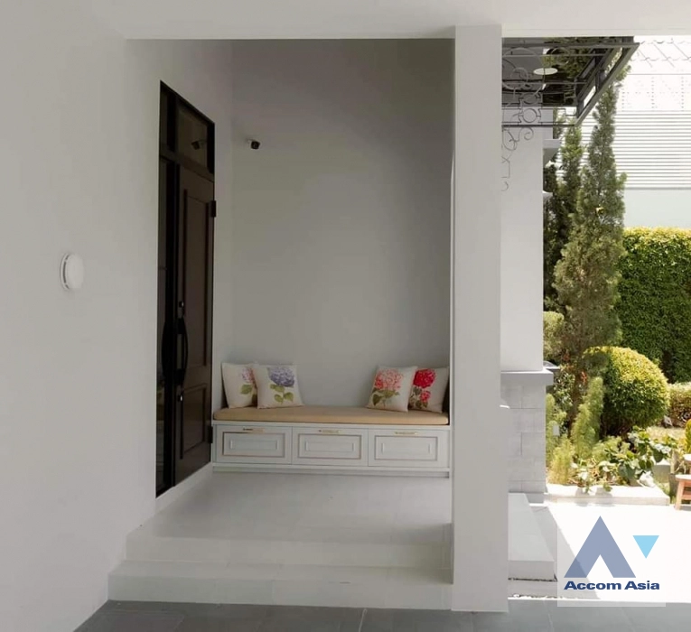 21  4 br House for rent and sale in Latkrabang ,Bangkok ARL Ban Thap Chang at Nantawan Rama 9 New Krungthepkreetha AA40778