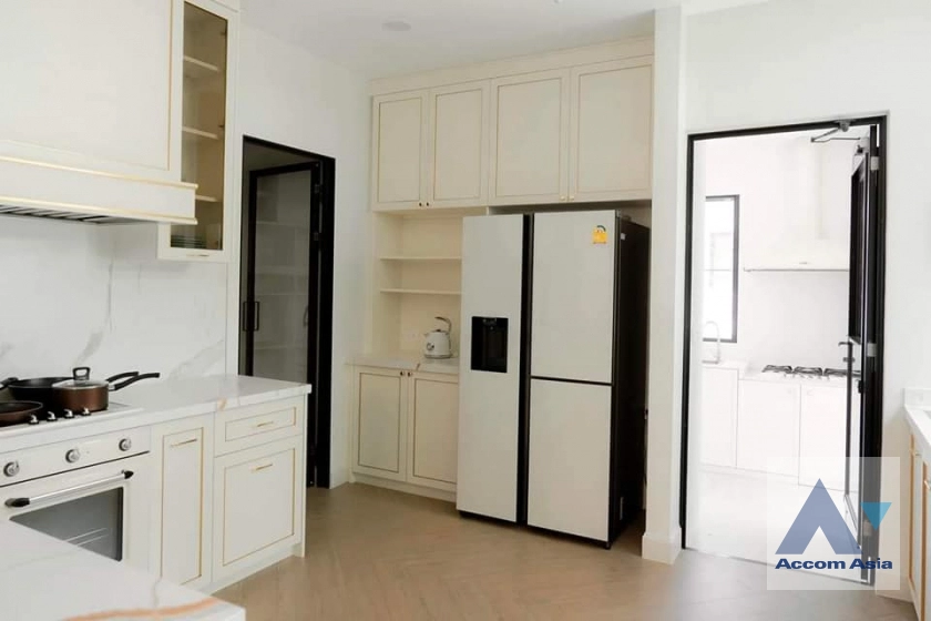 9  4 br House for rent and sale in Latkrabang ,Bangkok ARL Ban Thap Chang at Nantawan Rama 9 New Krungthepkreetha AA40778