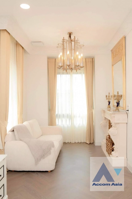 11  4 br House for rent and sale in Latkrabang ,Bangkok ARL Ban Thap Chang at Nantawan Rama 9 New Krungthepkreetha AA40778