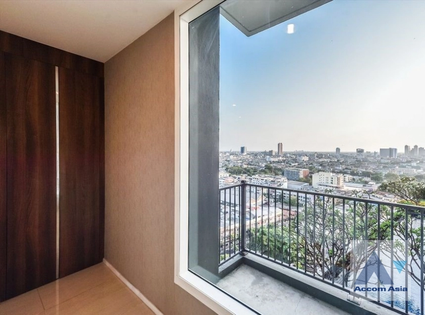 9  2 br Condominium For Rent in Rama 3 ,Bangkok BTS Saphan Taksin at Menam Residences AA40782