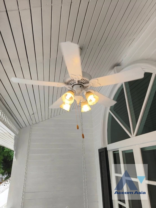  1  3 br Townhouse for rent and sale in Bang Na ,Bangkok BTS Bearing at Fantasia Villa 2 AA40788