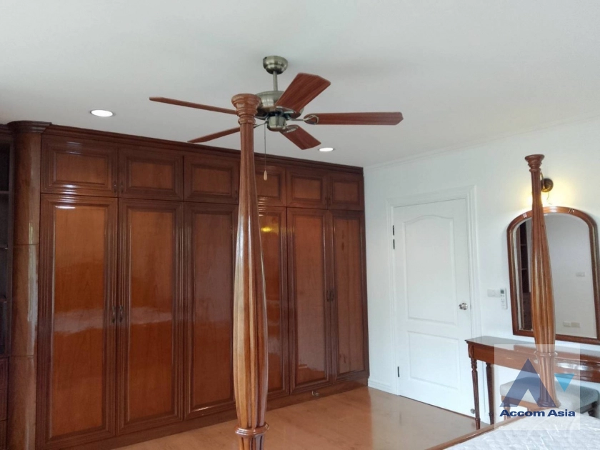 11  3 br Townhouse for rent and sale in Bang Na ,Bangkok BTS Bearing at Fantasia Villa 2 AA40788