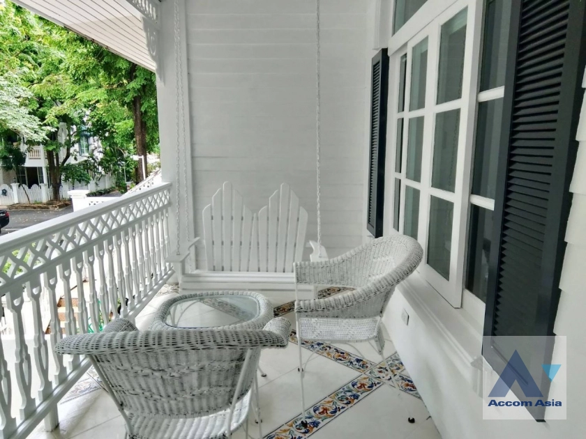 31  3 br Townhouse for rent and sale in Bang Na ,Bangkok BTS Bearing at Fantasia Villa 2 AA40788