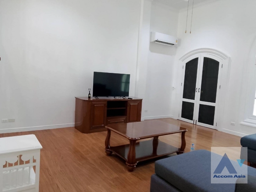 25  3 br Townhouse for rent and sale in Bang Na ,Bangkok BTS Bearing at Fantasia Villa 2 AA40788