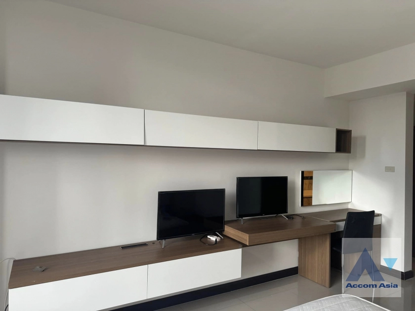 15  2 br Condominium For Rent in Ploenchit ,Bangkok BTS Ploenchit at All Seasons Mansion AA40789