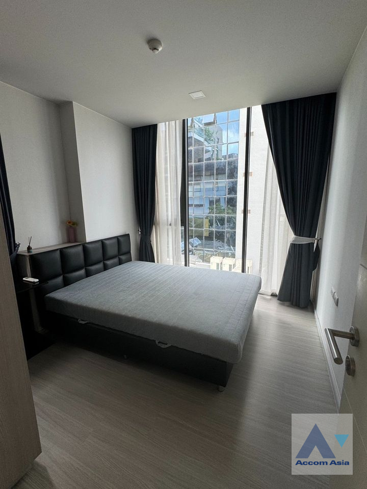unit 1 Bedroom  Condominium For Rent & Sale in Sukhumvit, Bangkok  near BTS Ekkamai (AA40790)