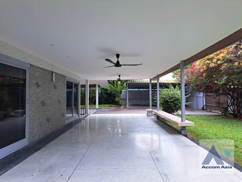 9  4 br House For Rent in New Phetchaburi ,Bangkok MRT Phetchaburi AA40803