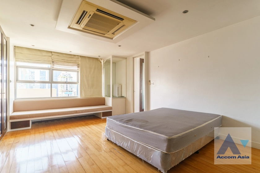 9  2 br Condominium For Sale in Sukhumvit ,Bangkok BTS Phrom Phong at D.S. Tower 1 AA40807