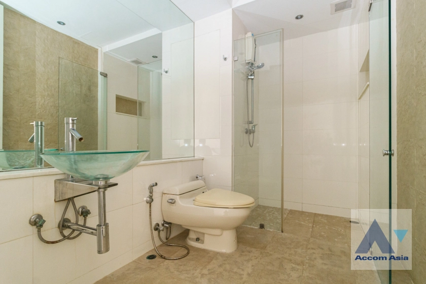 11  2 br Condominium For Sale in Sukhumvit ,Bangkok BTS Phrom Phong at D.S. Tower 1 AA40807