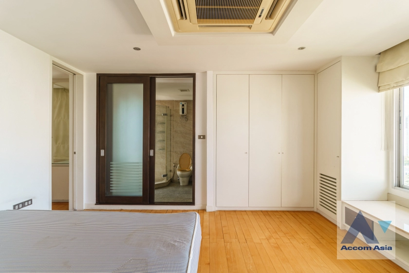 14  2 br Condominium For Sale in Sukhumvit ,Bangkok BTS Phrom Phong at D.S. Tower 1 AA40807