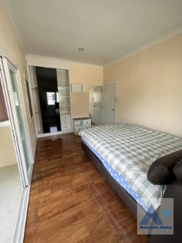 12  3 br House For Rent in Latkrabang ,Bangkok ARL Ban Thap Chang at House AA40812