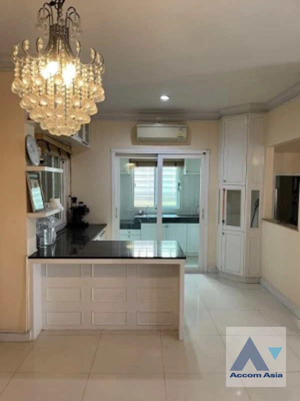 6  3 br House For Rent in Latkrabang ,Bangkok ARL Ban Thap Chang at House AA40812